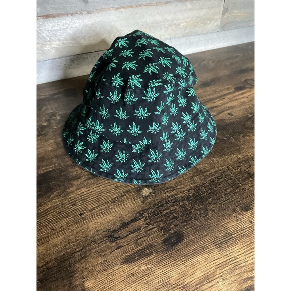 Bucket Hat -  Black w/ Green Marijuana Leaf Weed Kush I365 - Picture 1 of 3